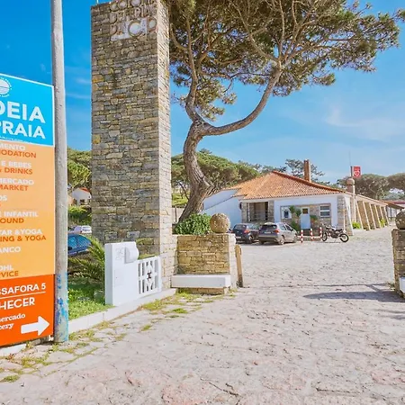 Oasis Backpackers Hostel Sintra Surf-3